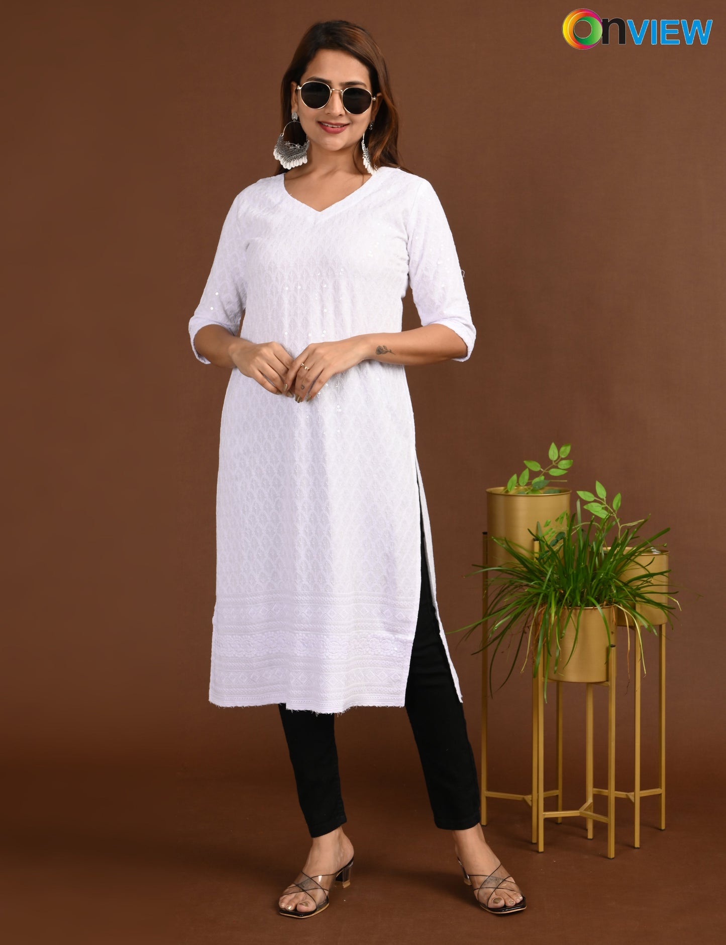 ONVIEW | 1748 | CHIKANKARI DESIGN NECK